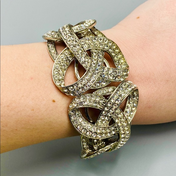 Forever 21 Statement Cuff Bracelet - Picture 1 of 7